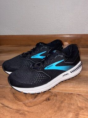 Brooks Ariel 20 Women’s Running Shoes, Black Ebony Blue- size 8.5
